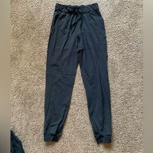 Black Lululemon On the Fly Joggers Size 2